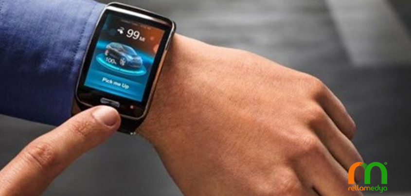 BMW Araçları İçin Saat Üretecek