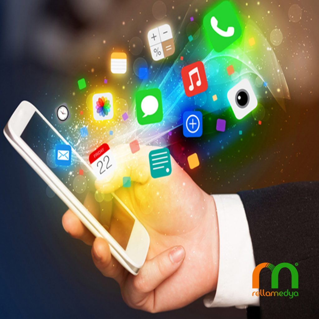 ”Mobil İşletim Sistemlerinde Dünyanın En İyileri Olan Android ve IOS Platformunda En Çok İndirilen 5 Mobil Uygulama”